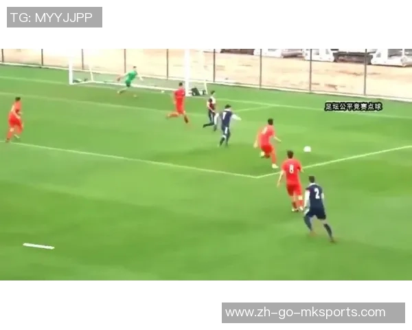 篮球服足球明星形象全解析 穿越球场与时尚的完美结合 篮球服足球明星形象全解析 穿越球场与时尚的完美结合